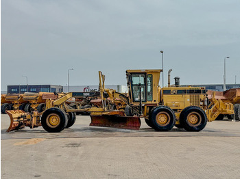 Грейдер CATERPILLAR 160H