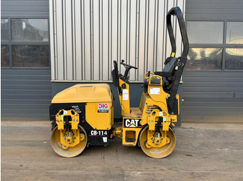 Каток CATERPILLAR