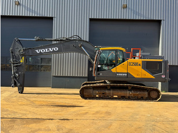 Гусеничный экскаватор VOLVO EC250ENL