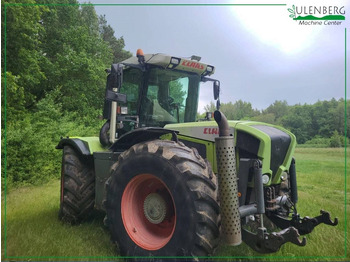 Трактор CLAAS Xerion 3300