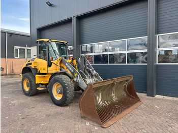 Колёсный погрузчик Volvo L45G: фото 3 Колёсный погрузчик Volvo L45G: фото 3