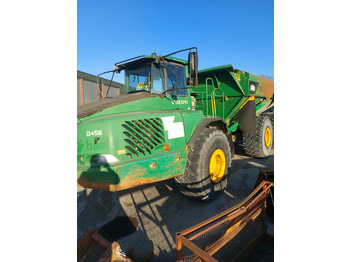 Сочленённый самосвал VOLVO A40D