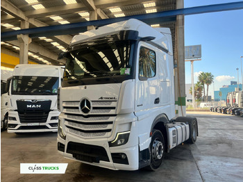 Тягач MERCEDES-BENZ Actros 1845