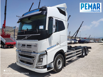 Грузовик-шасси VOLVO FH16 750
