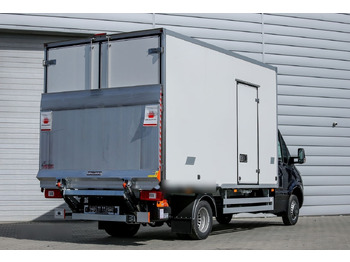 Фургон с закрытым кузовом MERCEDES-BENZ Sprinter 319