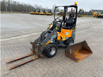 Колёсный погрузчик GIANT