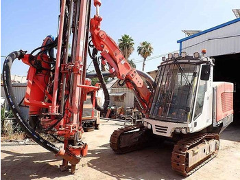 Буровая машина SANDVIK