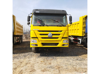 Самосвал SINOTRUK HOWO