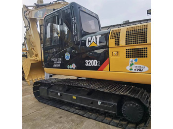 Гусеничный экскаватор CATERPILLAR 320D