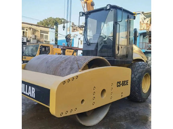 Дорожный каток CATERPILLAR