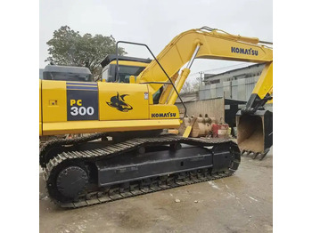 Гусеничный экскаватор KOMATSU PC300-7