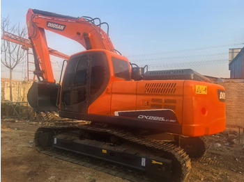 Гусеничный экскаватор DOOSAN DX225LC-9C