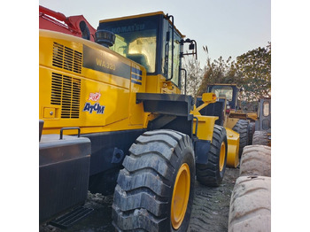 Колёсный погрузчик Komatsu WA 320-5: фото 2 Колёсный погрузчик Komatsu WA 320-5: фото 2