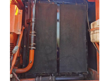 Гусеничный экскаватор DOOSAN DH220LC-7