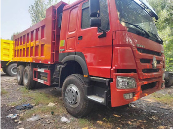 Самосвал SINOTRUK HOWO