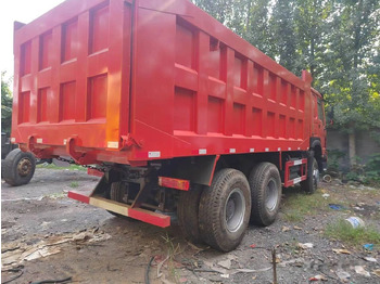 Самосвал Howo 6X4: фото 2 Самосвал Howo 6X4: фото 2