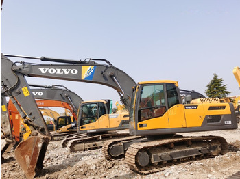 Гусеничный экскаватор VOLVO EC220
