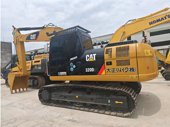 Гусеничный экскаватор CATERPILLAR 320D
