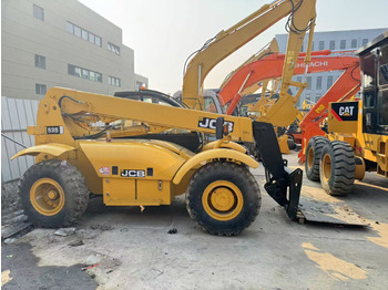 Телескопический погрузчик JCB