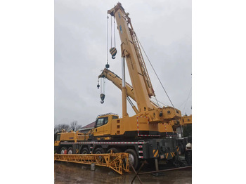 : фото в шапке страницы