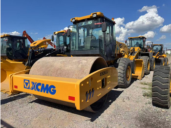 Дорожный каток XCMG XS263J