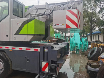 Мобильный кран ZOOMLION ZTC251V: фото 5