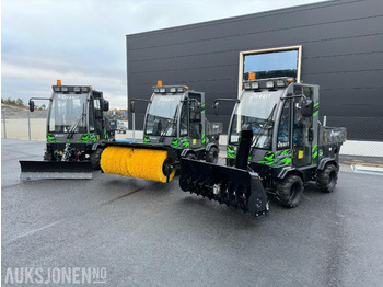 : фото в шапке страницы