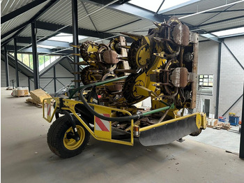 : фото в шапке страницы