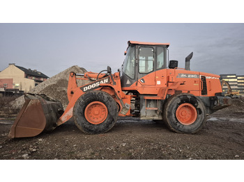 Колёсный погрузчик DOOSAN DL250