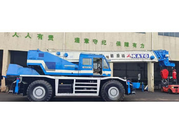 Мобильный кран KATO