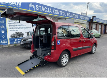 Легковой автомобиль CITROËN