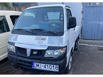 : фото в шапке страницы