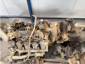 Двигатель LIEBHERR