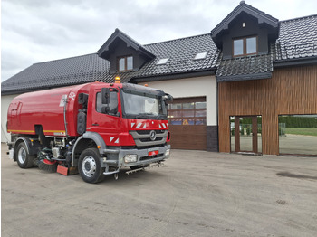 Подметально-уборочная машина BUCHER