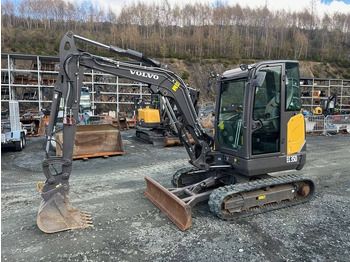 Мини-экскаватор VOLVO EC35D
