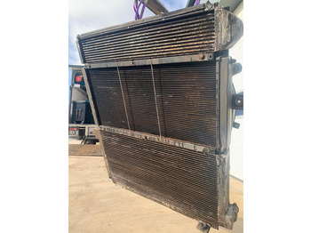 : фото в шапке страницы