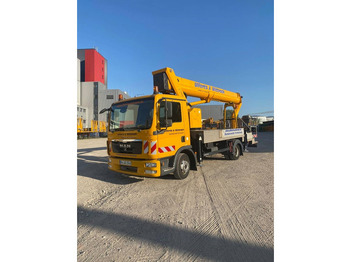 Грузовик с подъемником RUTHMANN