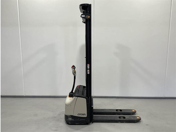 Штабелер CROWN