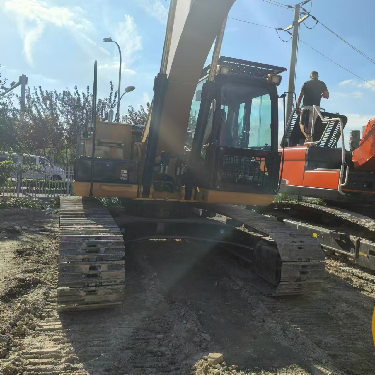 Гусеничный экскаватор CATERPILLAR 323D: фото 4 Гусеничный экскаватор CATERPILLAR 323D: фото 4