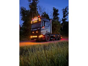 Тягач SCANIA R