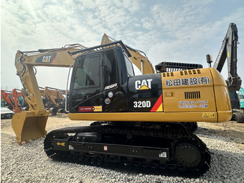 Гусеничный экскаватор CATERPILLAR 320D2