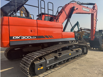 Гусеничный экскаватор DOOSAN DX300