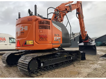 Гусеничный экскаватор HITACHI ZX135