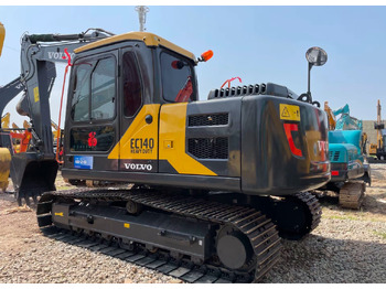 Гусеничный экскаватор VOLVO EC140