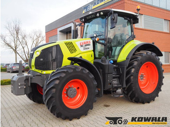 Трактор CLAAS Axion 810