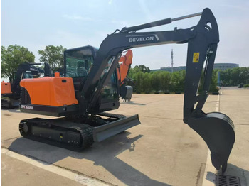 Мини-экскаватор DOOSAN DX60