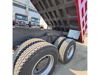 Самосвал SINOTRUK HOWO