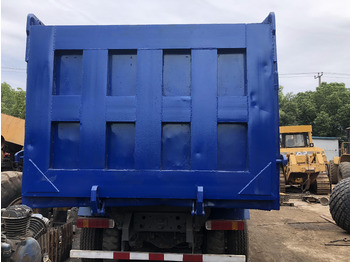 Самосвал SINOTRUK HOWO: фото 5