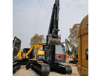 Гусеничный экскаватор Volvo EC140: фото 2