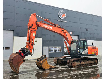 Гусеничный экскаватор HITACHI ZX210LC-6